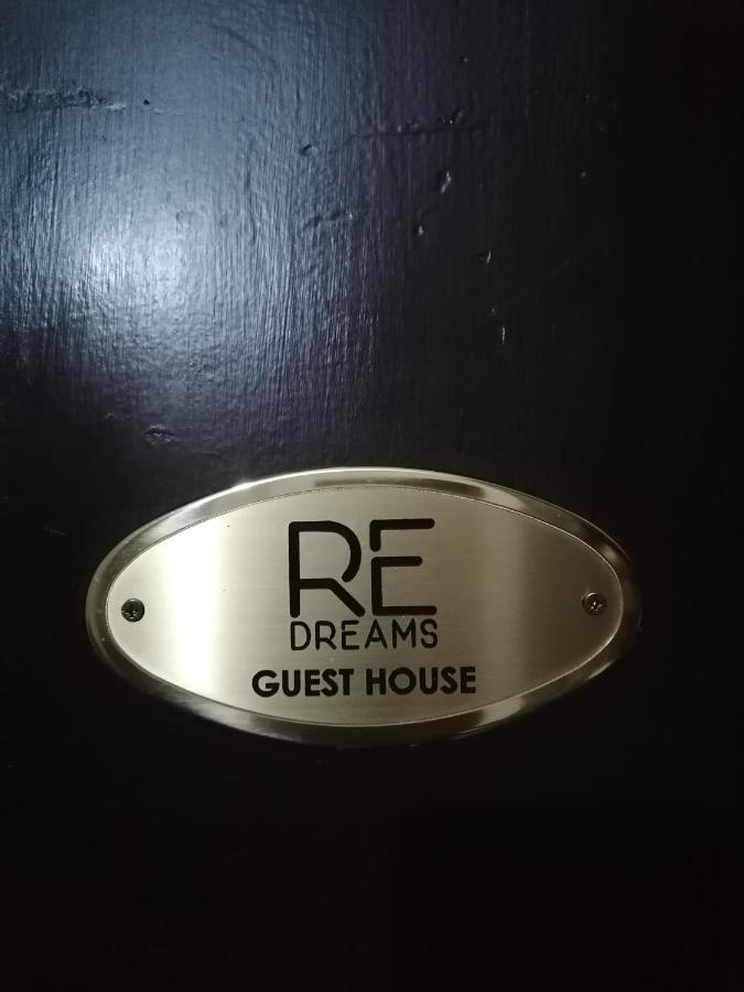 Hotel Redreams Roma Esterno foto